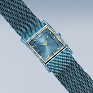 Bering Classic | blau glänzend | 10426-398-S