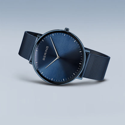 Bering Ultra Slim | blau glänzend | 15739-397