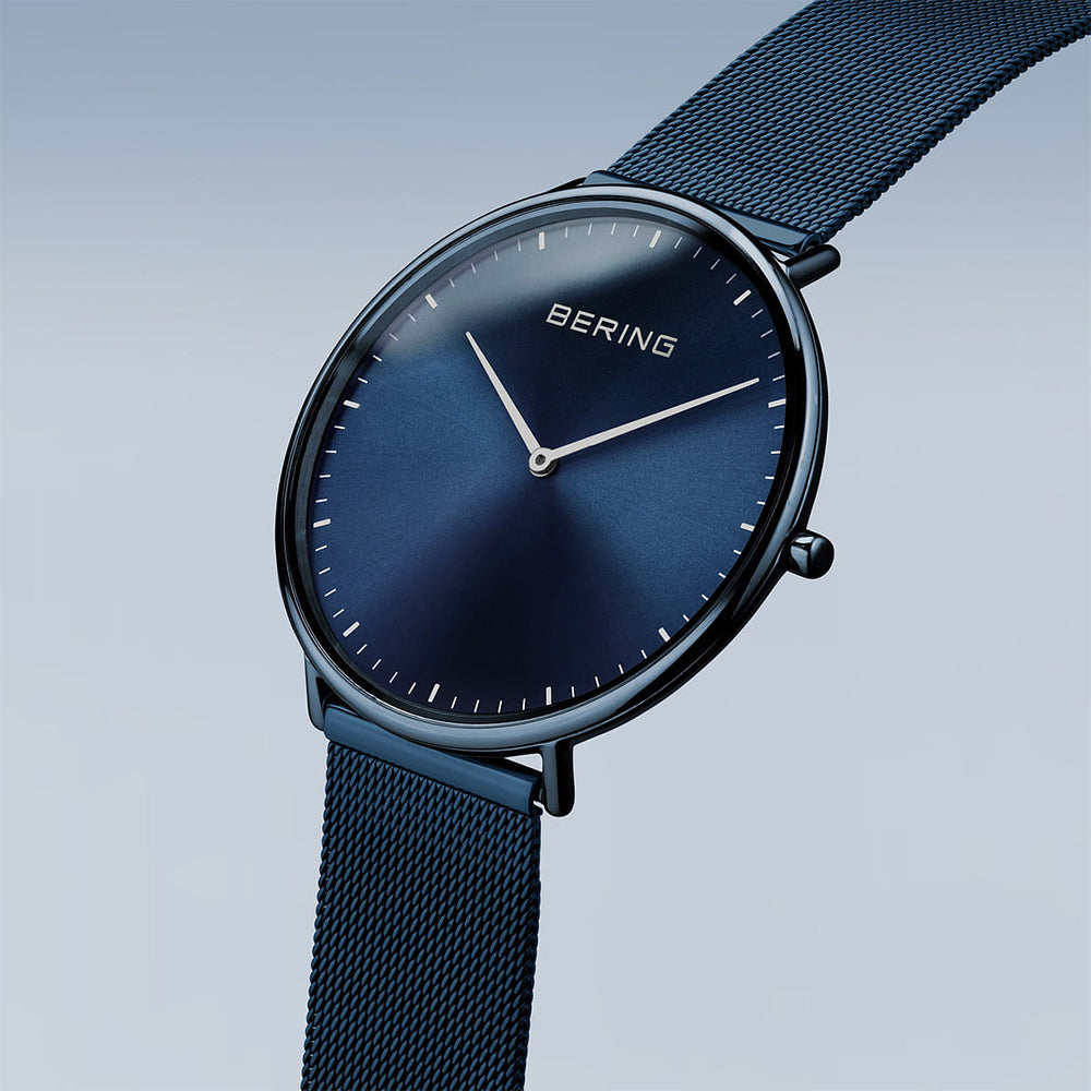 Bering Ultra Slim | blau glänzend | 15739-397