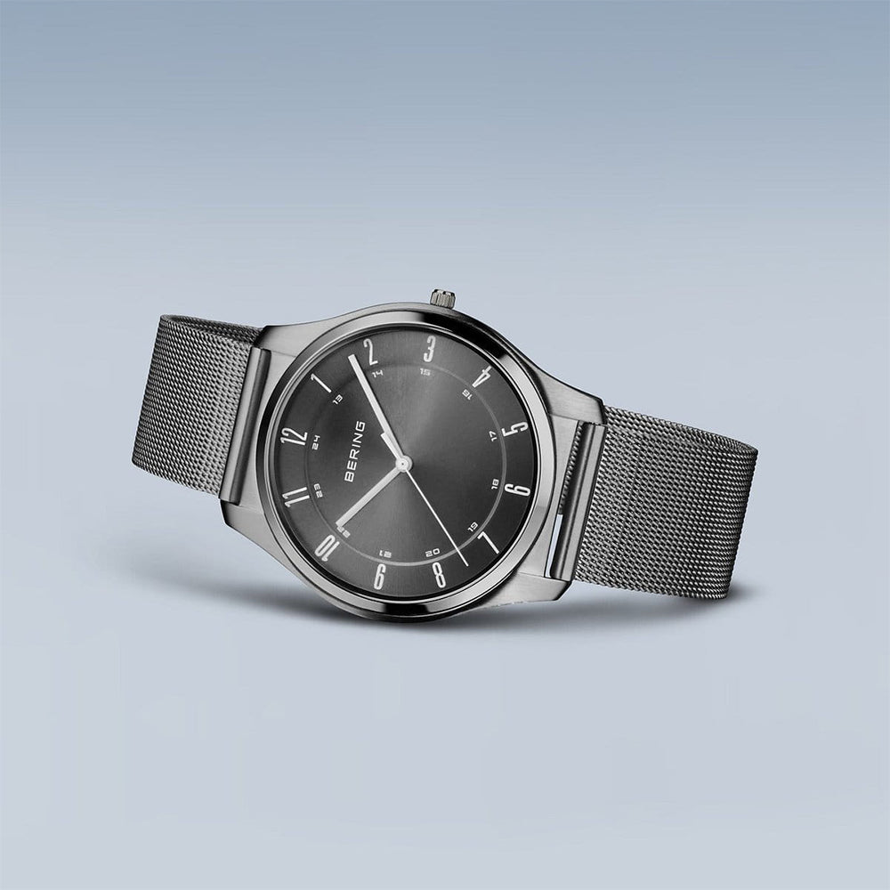 Bering Ultra Slim | grau poliert/gebürstet | 18340-377