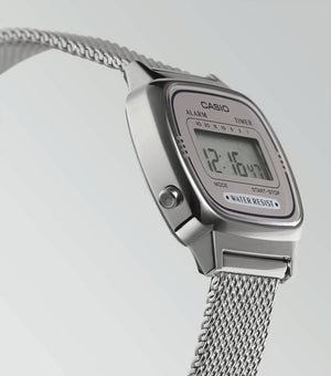 Casio Collection Damen Digital Uhr LA670WEM-7EF