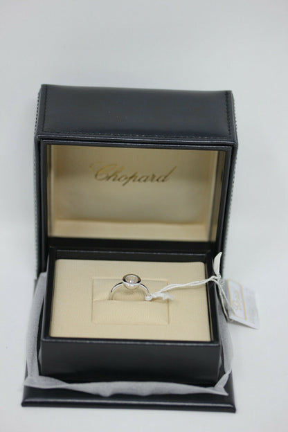 Chopard Icons Round Ring mit einem Diamant Größe 52 Weißgold 18K 82A017-1109