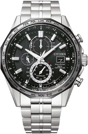 Citizen Herren Chronograph Funkuhr Super Titanium AT8218-81E